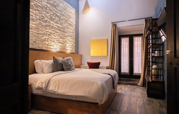 1 bedroom, desk, iron/ironing board, WiFi - Elegant room in Querétaro's Historic Center (Santiago de Querétaro)