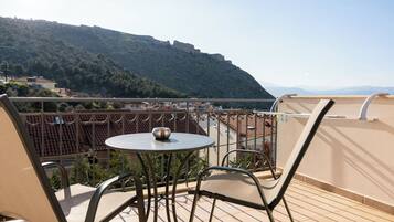 Superior Double Room, Sea View | Balcony