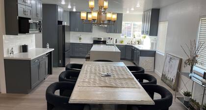 Spacious 4-bedroom house in the historical district of downtown Phoenix