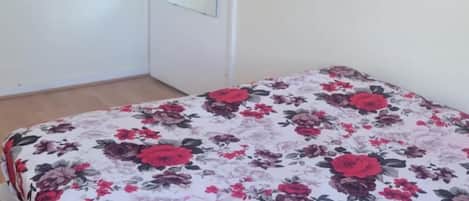 別墅 | 3 間睡房、床單