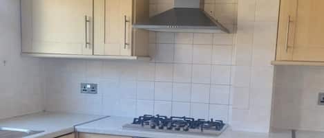 빌라 | 전용 주방 | 냉장고, 전자레인지, 오븐, 쿡탑