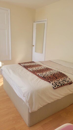 Biệt thự | 3 phòng ngủ, bộ trải giường