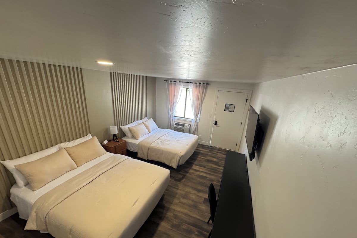 Renovated Deluxe Queens