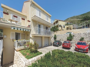 Apartment | Exterior