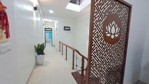 رواق