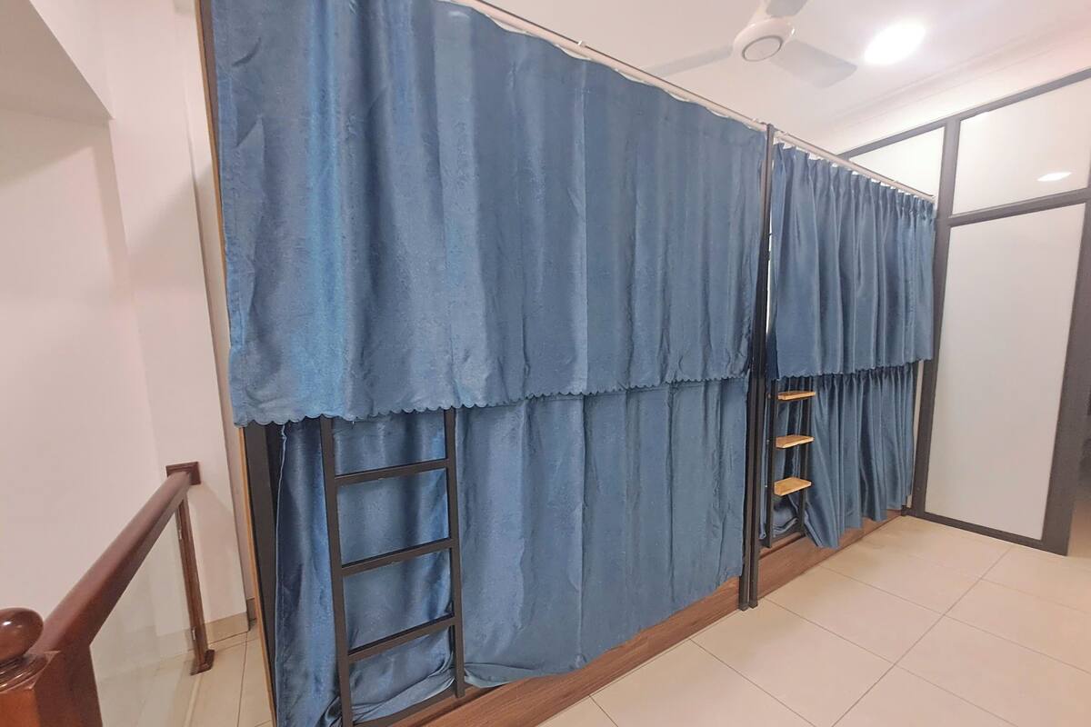 經濟共用宿舍, 男女混合宿舍, 共用浴室 | 遮光布/窗簾、隔音、免費無線上網、床單