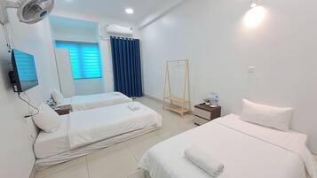 Luxury Shared Dormitory | Individually decorated, blackout curtains, soundproofing, free WiFi