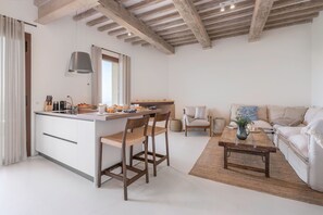 Interior - Belmonte Spereto, Pool, Nature, View, Montaione (Montaione)