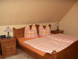 2 habitaciones, wifi gratis y ropa de cama 