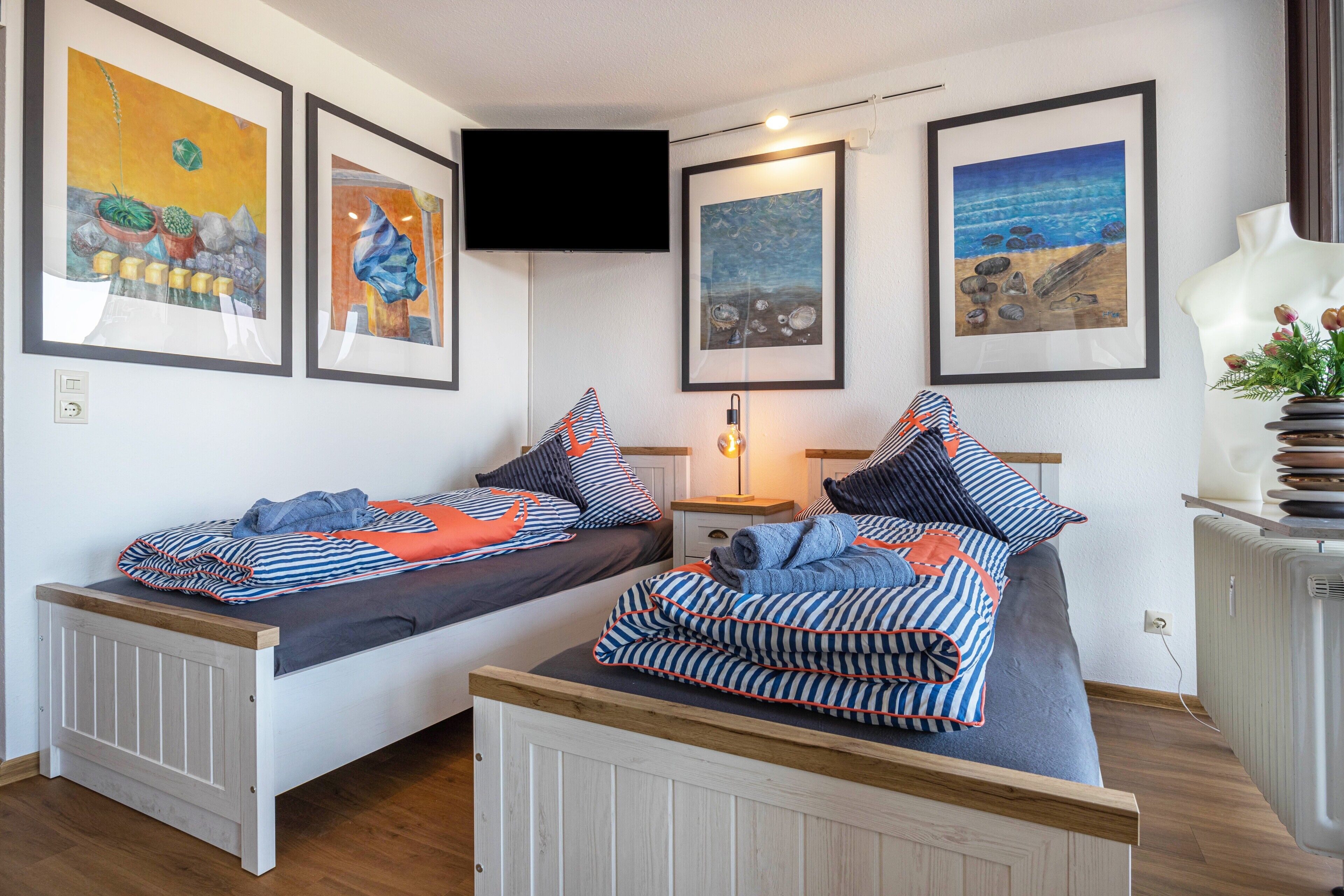 1 bedroom, free WiFi, bed sheets