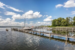 Marina - Holiday Apartment "Lütte Wulke 8": Your Dream with a Panoramic View. (Wunstorf)