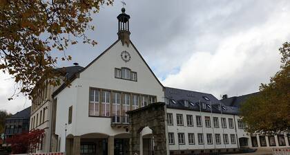 Ferienwohnung Wicker mit privatem Garten, Balkon und Wi-Fi