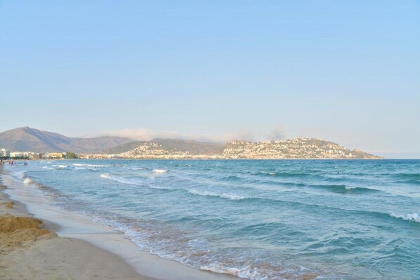 Playa en los alrededores