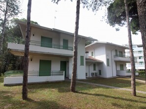 Exterior - Spacious flat near the beach (Lignano Sabbiadoro)