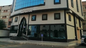 واجهة المنشأة