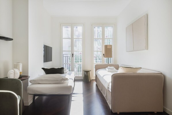 1 chambre, fer et planche à repasser, Wi-Fi, draps fournis