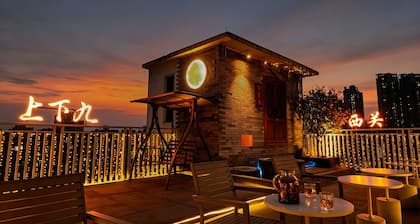 Stargazing Platform Inn - Heart of Old Canton