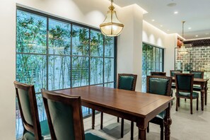 Free daily buffet breakfast  - Stargazing Platform Inn - Guangzhou ChenClanAcademy & ShaMian & YongQingFang Branch (Guangzhou)