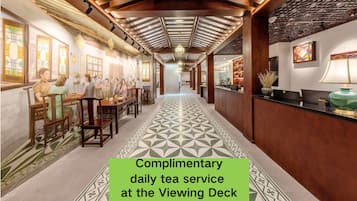 Tatami Queen Room (laser projector+standalone Wi-Fi+English-friendly) | Blackout curtains, soundproofing, free WiFi, bed sheets