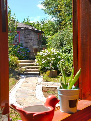 Tasteful cabin tucked away in Puerto Montt