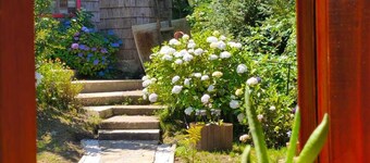 Tasteful cabin tucked away in Puerto Montt