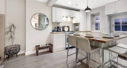 Magpie Cottage - North East Escapes