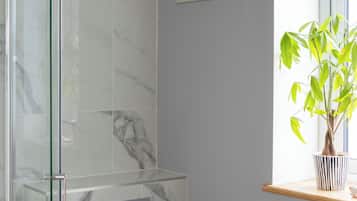 Hair dryer, towels