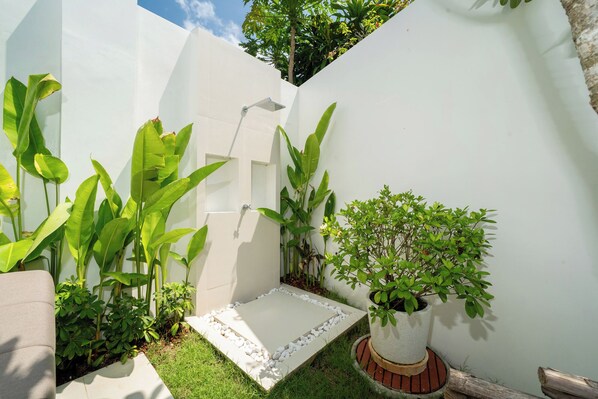 Vila com design assinado, 3 quartos, para não fumantes, piscina particular | 3 quartos, roupas de cama premium, cofres nos quartos