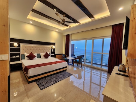 Cortinas blackout, tabla de planchar con plancha y wifi gratis