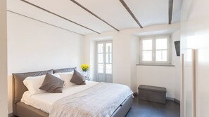1 habitación y ropa de cama