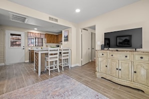 Dining - Elegant Green Valley Villa 55+ (Green Valley)