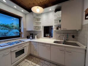 Private kitchen - Hunsrück in a prime location (Hungenroth)