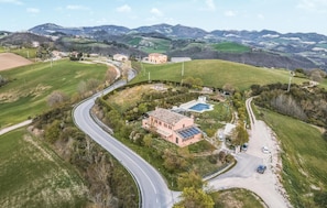 Exterior - 4 bedroom awesome home in Urbania (Urbania)