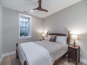 2 bedrooms, internet