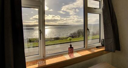 Cosy 2-bedroom house with panoramic views of the Cromarty Firth