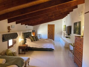 Superior Triple Room, Courtyard View | Iron/ironing board, free WiFi