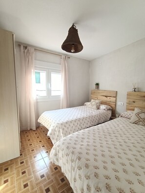 3 Schlafzimmer, Bügeleisen/Bügelbrett, kostenloses WLAN, Bettwäsche