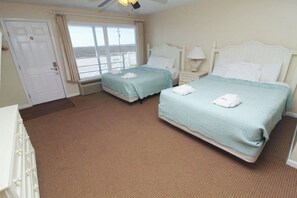 1 bedroom, free WiFi, bed sheets - Egret Escape 2 Queen Deluxe Fin N Feather (Nags Head)