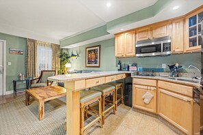 Fridge, microwave, dishwasher, coffee/tea maker