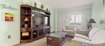 Haven at Villas of Hatteras Landing - 1 Bedroom Near-Beach Condo with Pool Access!