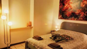 4 bedrooms, iron/ironing board, travel crib, WiFi