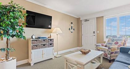 The Crab Shack 216 at the Villas at Hatteras Landing 1 Bedroom Near-Beach Condos with Pool Access!