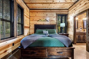 4 habitaciones, tabla de planchar con plancha, wifi y ropa de cama