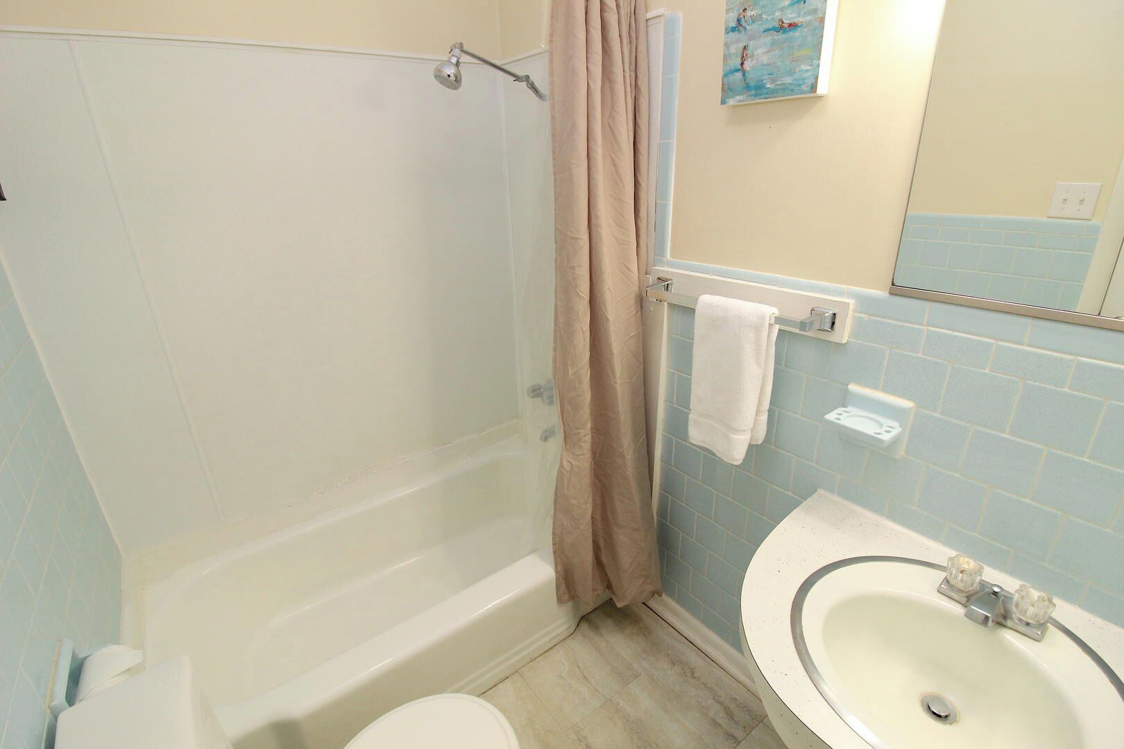 Hair dryer, towels