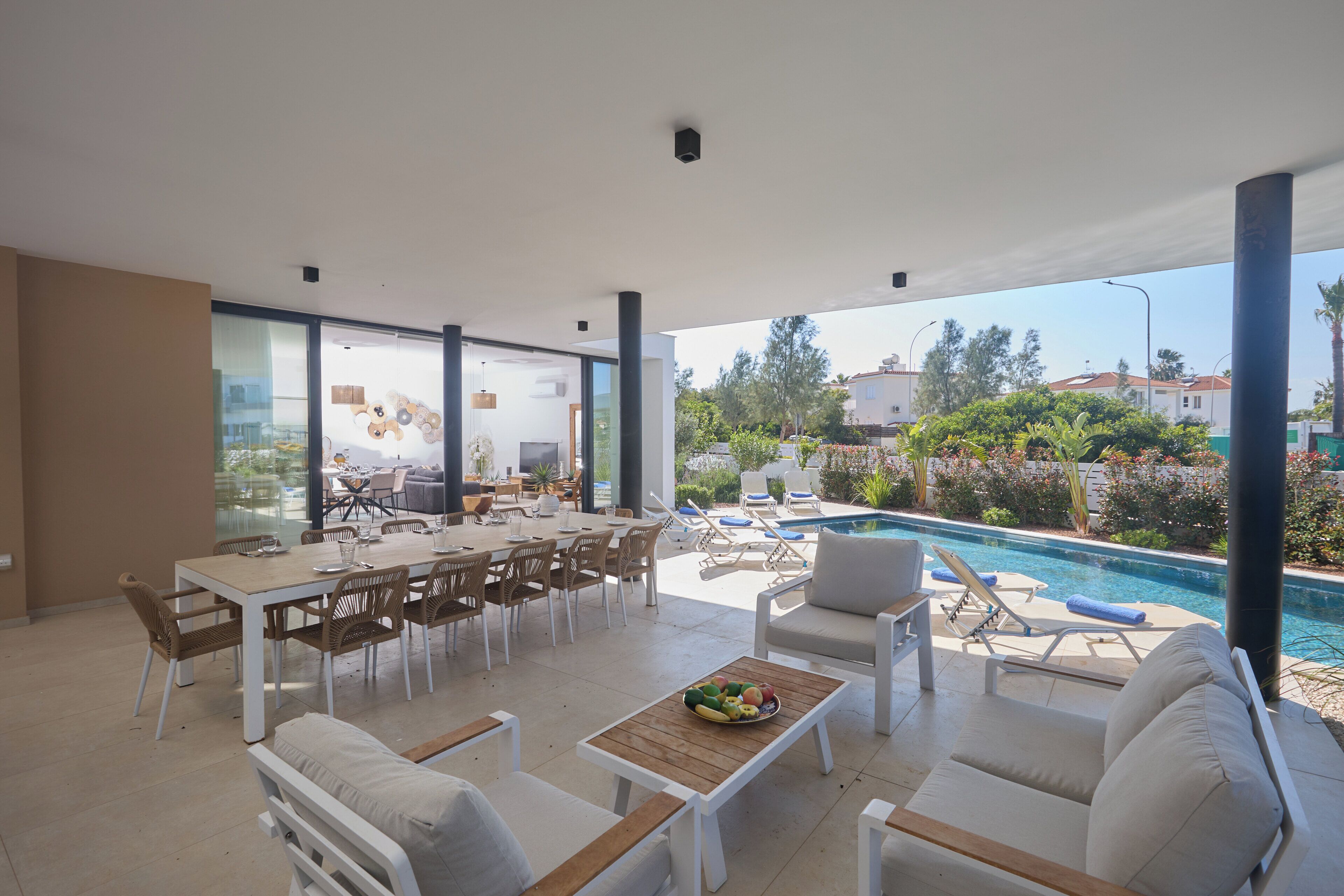 Villa, 4 slaapkamers, privézwembad, uitzicht op tuin | Dineerruimte