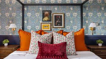 5 habitaciones, tabla de planchar con plancha, cuna de viaje y wifi