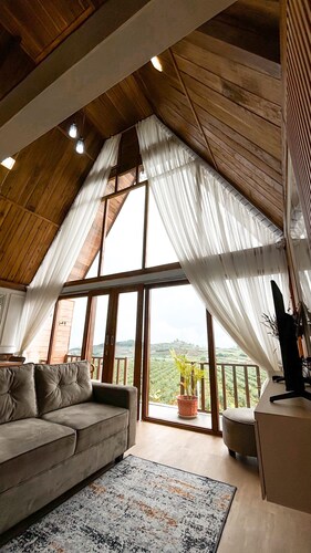 Hayasa Cabin Villa