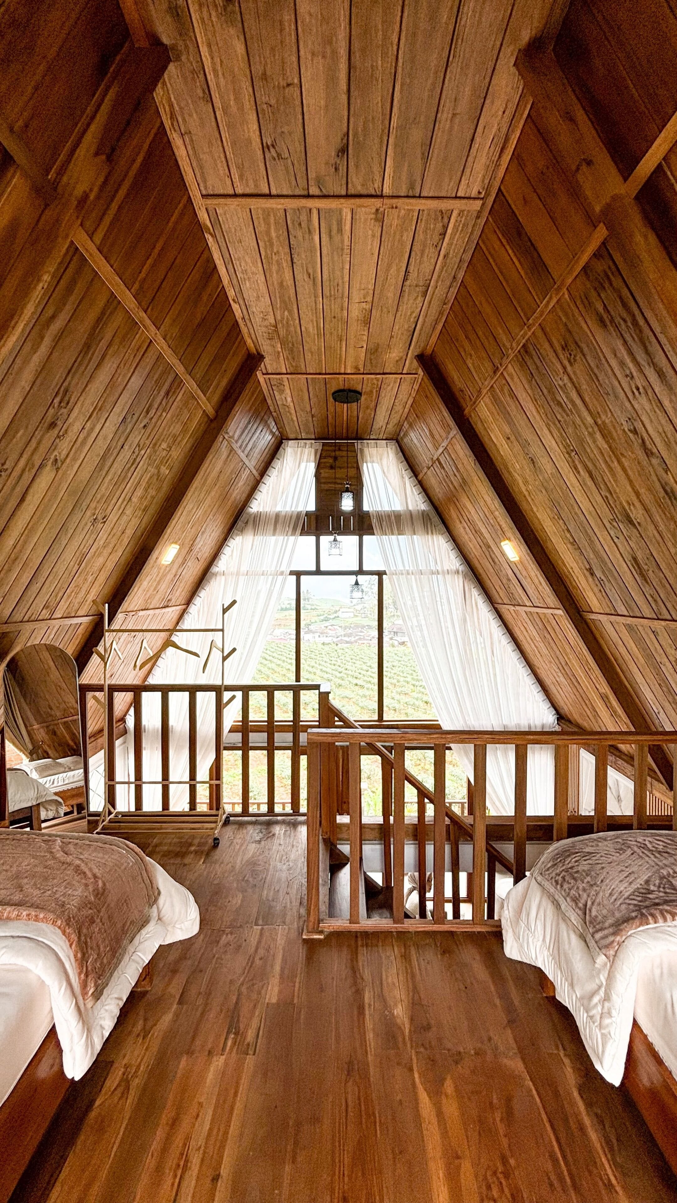 Classic Villa, Mountain View | 2 bedrooms, desk, laptop workspace, iron/ironing board