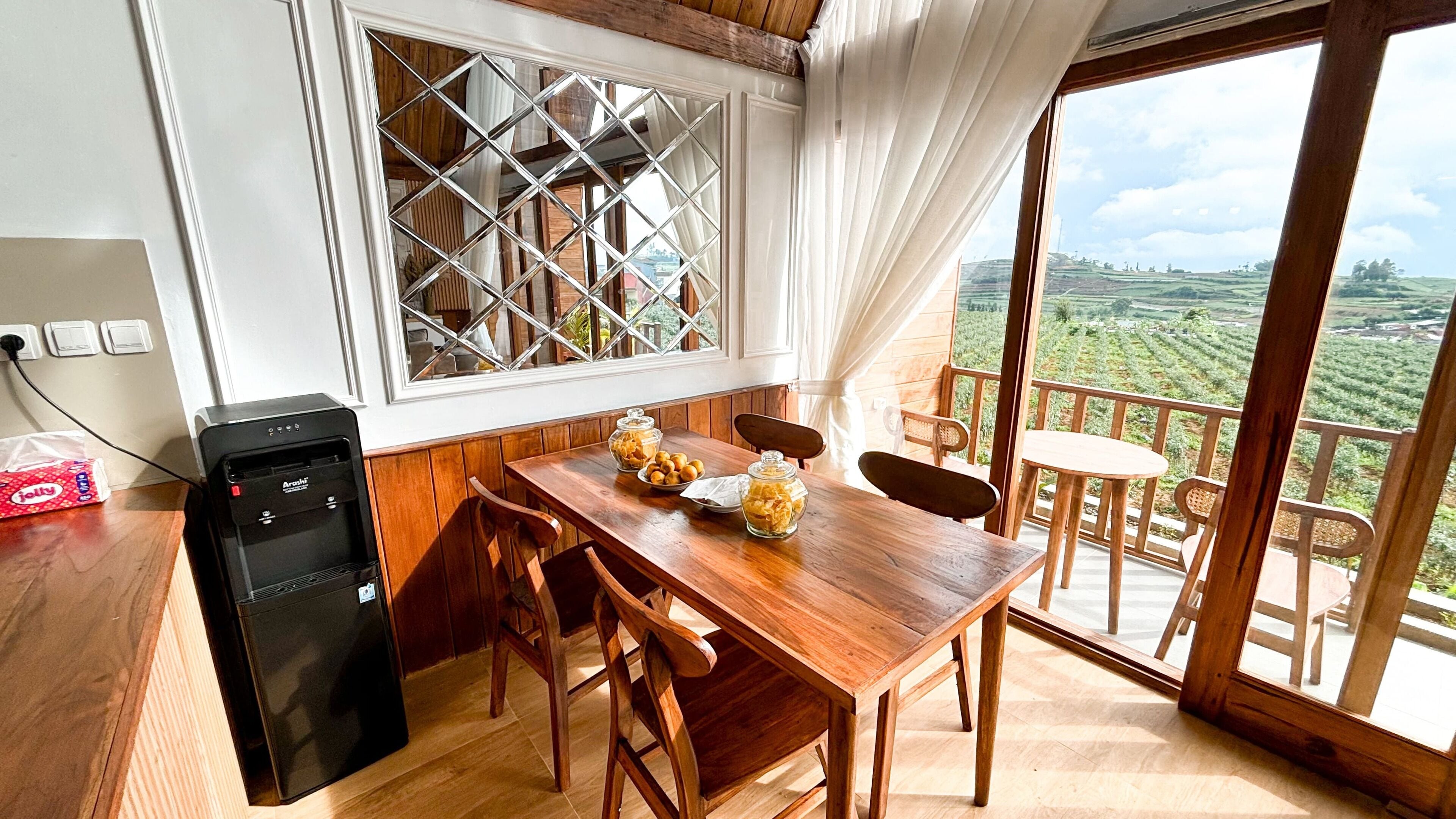 Villa Classique, vue montagne | Salle à manger