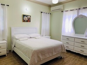 1 多间卧室、WiFi、床单